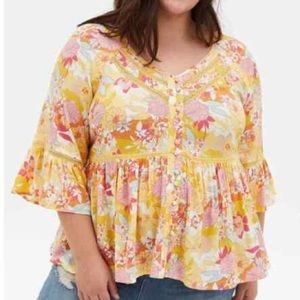 🌼 Torrid NWOT Floral Mod Bell Sleeve Top 🌼
